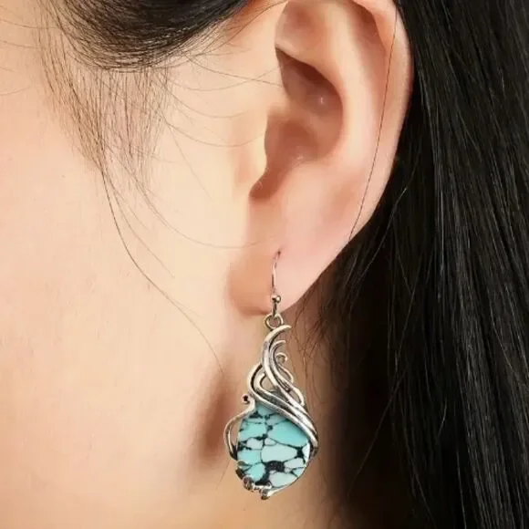 ✨🆕✨ BoHo Classic Abstract Design Blue Turquoise Decor Dangle Earrings ✨ - Picture 4 of 9